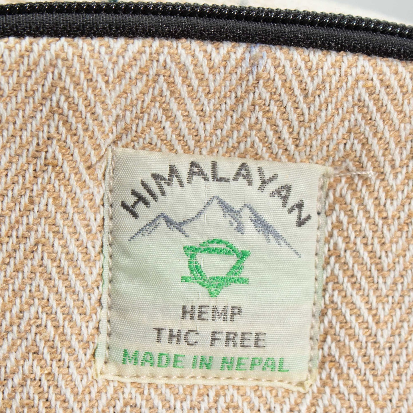 Patchwork Kathmandu válltáska – Dhaka Design (37 × 38 cm)