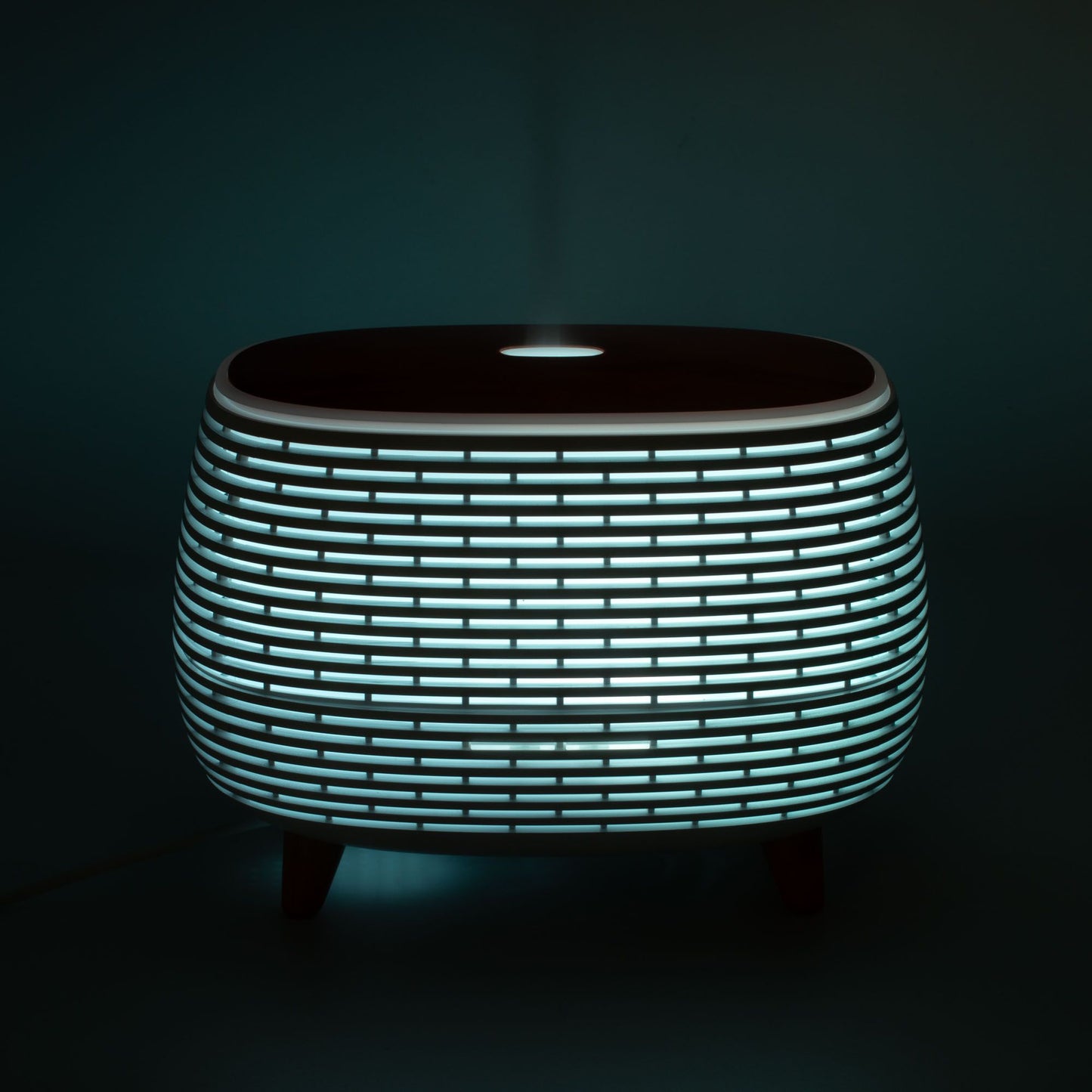 Futurisztikus bordázott aroma diffúzor színváltós fénnyel