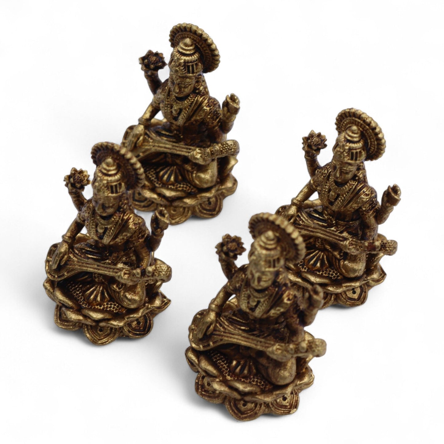 Sárgaréz figura – Saraswati, 52 g – 49 mm