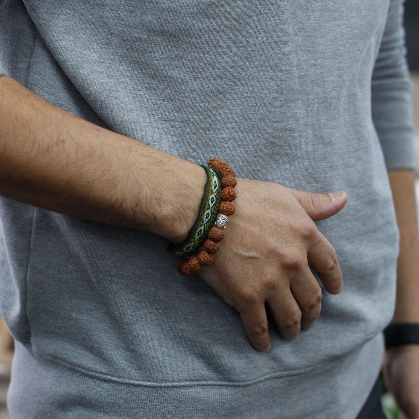 Rudraksha Mala Karkötő – Barna