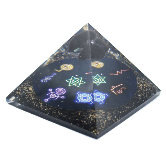 Orgonit piramis – Éjféli Reiki – 90 mm