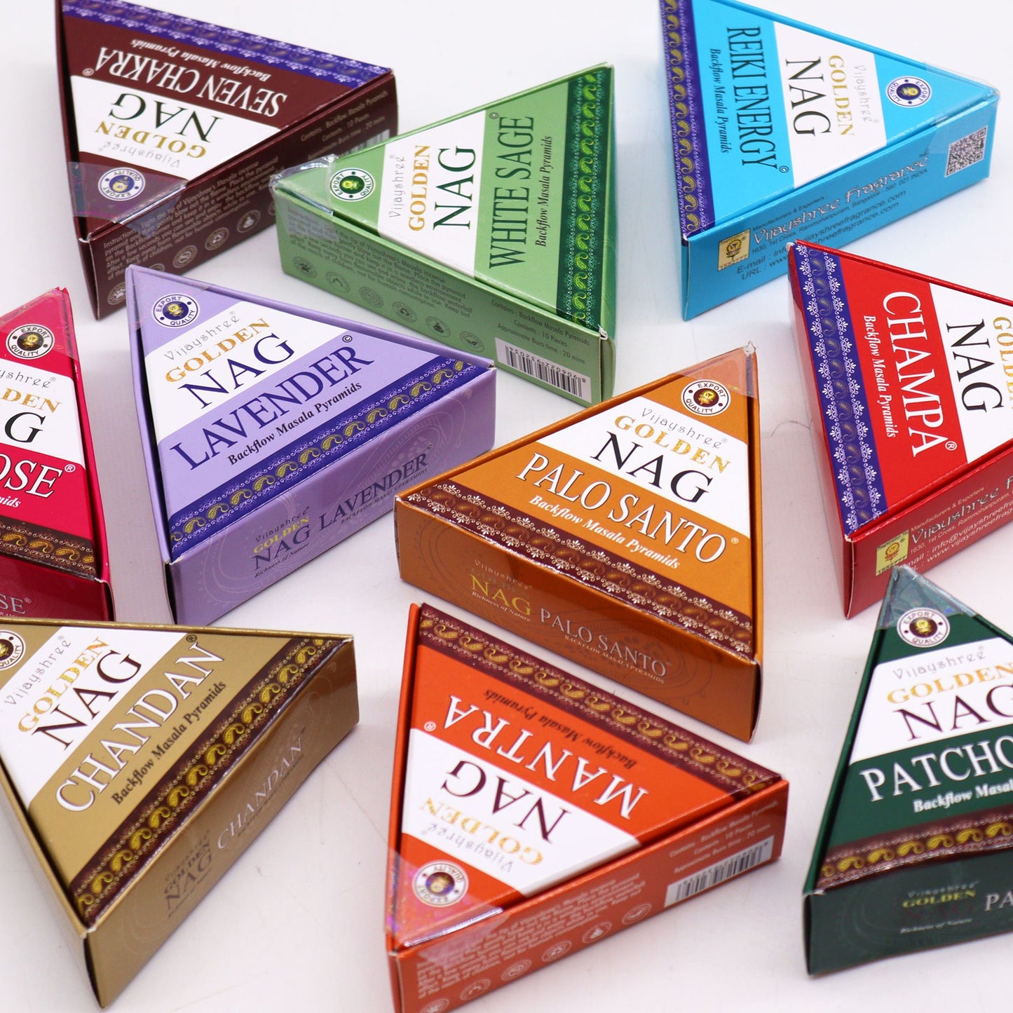 Golden Nag Jumbo visszaáramló füstölőkúp – Champa - 42g