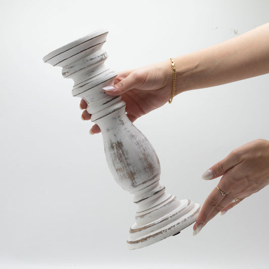 Klasszikus Gyertyatartó – Fehérre meszelt – 30 × 10 cm – Közepes