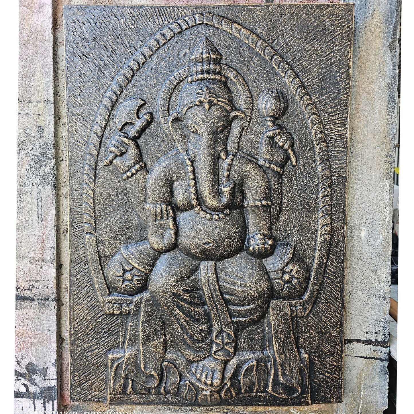 Antik aranyozott dombormű - Ganpati – 0,7 × 1 m