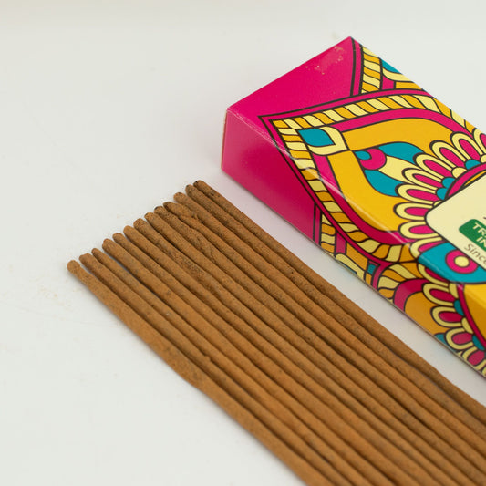 Namaste Mandala Masala füstölő – szantál fahéjjal