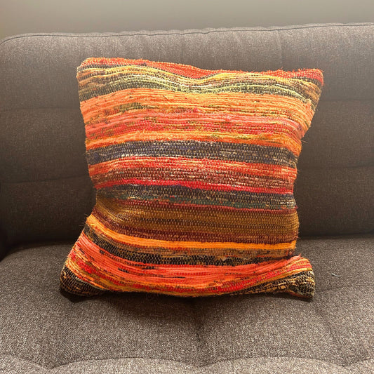 Foszlány rongyszőnyeg párnahuzatok – 40 × 40 cm – Napfelkelte narancs