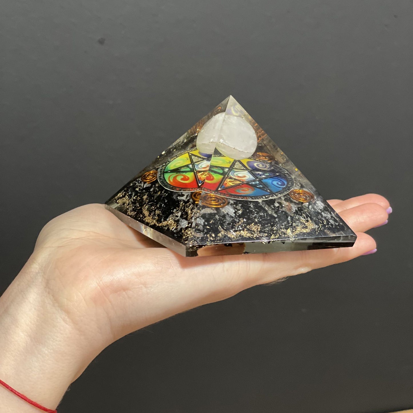 Orgonit piramis – Éjféli Ötszög – 70 mm
