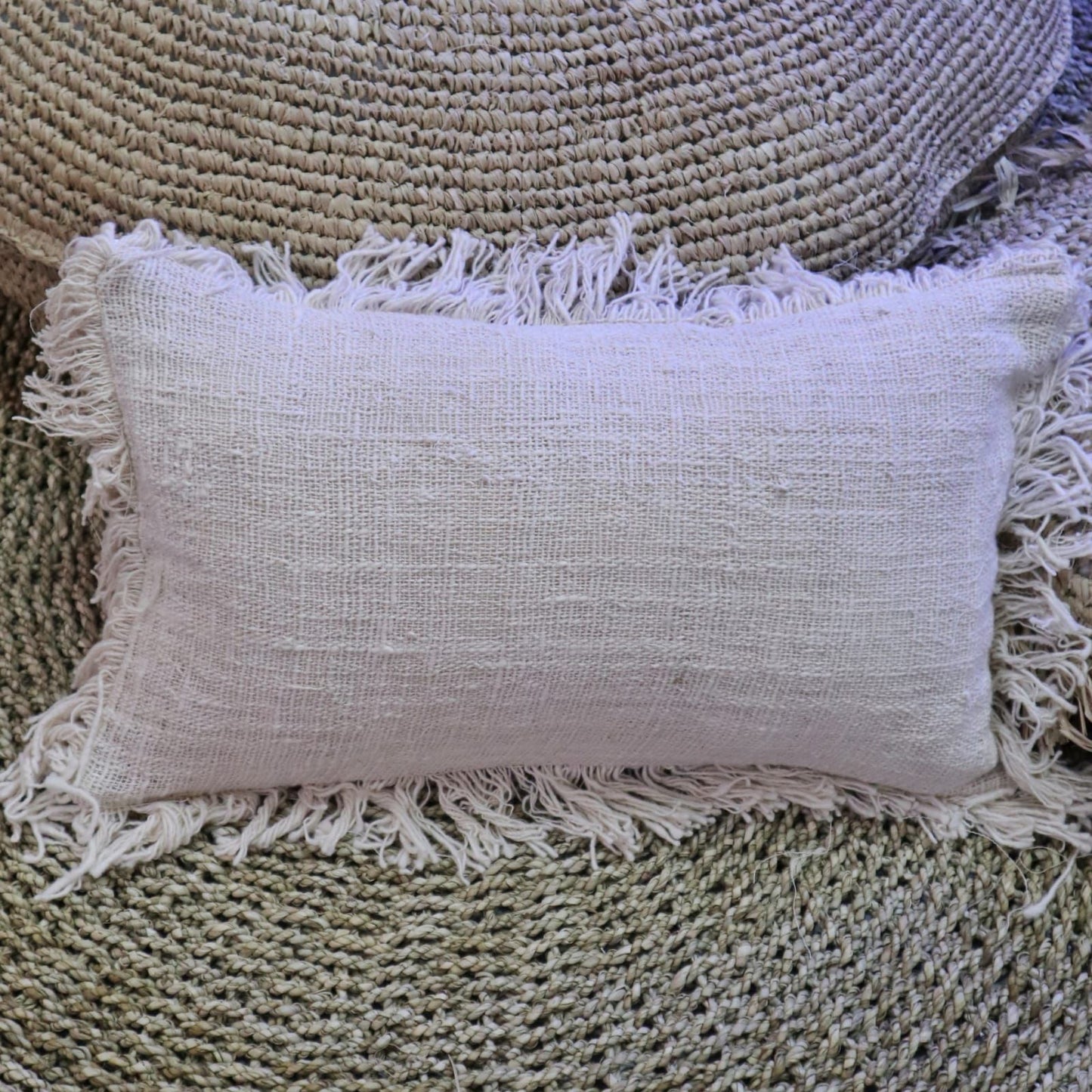 Rojtos lenvászon párnahuzat – 30 × 50 cm