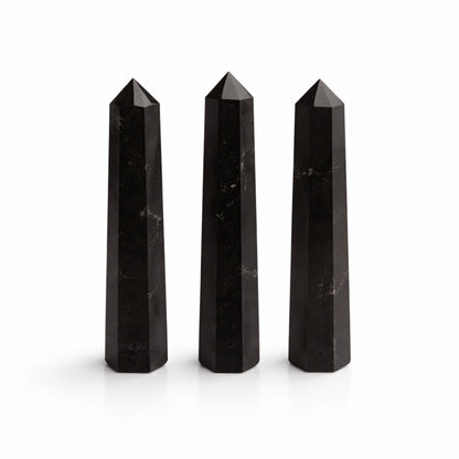 Hegyes ásvány obeliszk kb. 11 cm – Fekete turmalin