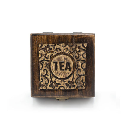 Mangófa faragott teadoboz (4 rekeszes) – 15 × 15 × 8 cm
