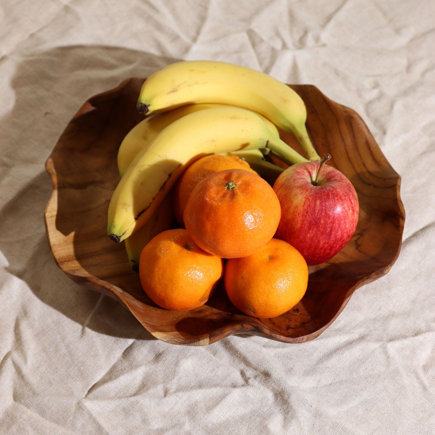 Sima Kerek Teakfa Tál – 28 × 5,5 cm