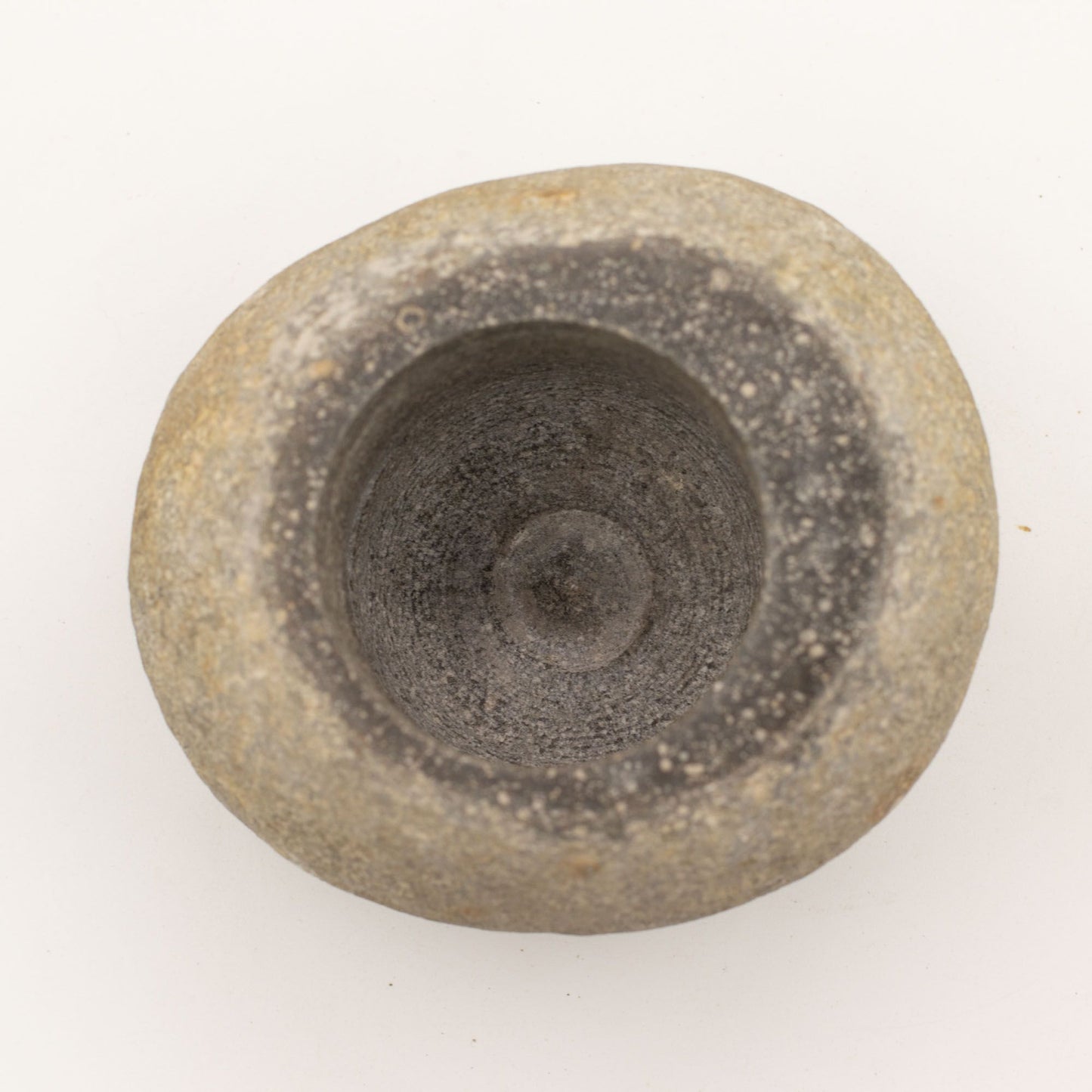 Természetes folyókő mozsár mozsártörővel – nagy (kb. 15 × 12 cm)