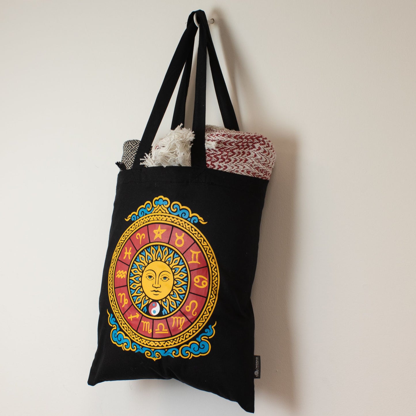 Iconic Classic vászontáska – zodiákus nap – fekete, 6 oz (40 × 36 cm)