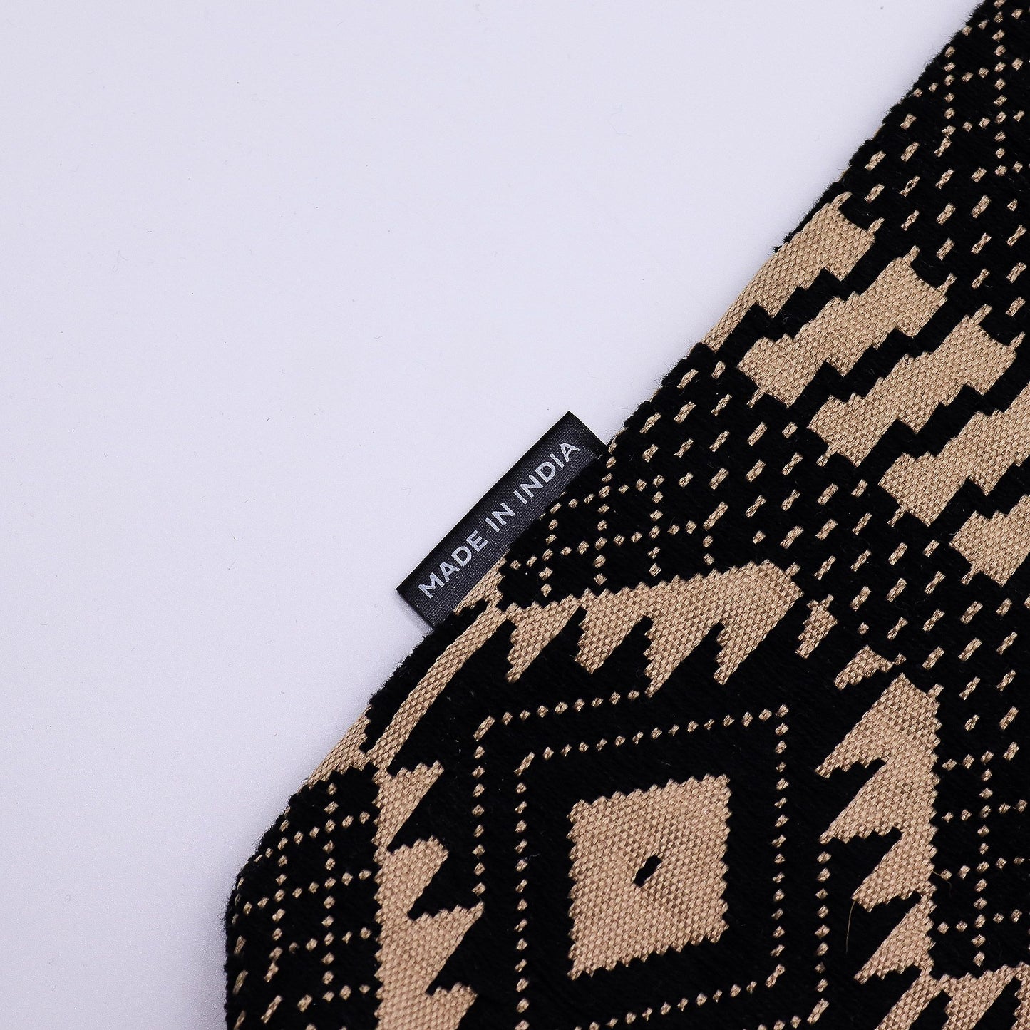 Jacquard natúrtáskák – Sivatagi szövés – Nomád hordtáska