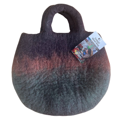 Tündérkert Filc táska – 35 × 27 cm