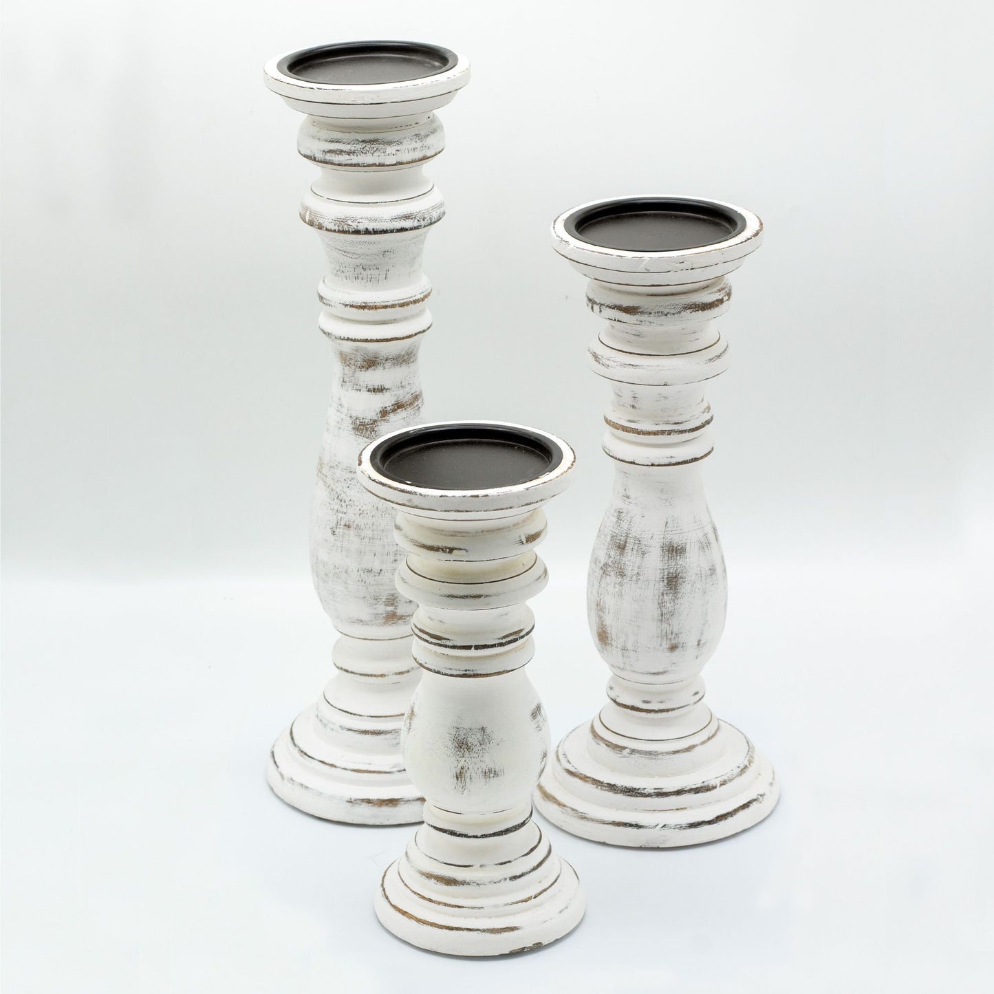 Klasszikus Gyertyatartó – Fehérre meszelt – 30 × 10 cm – Közepes