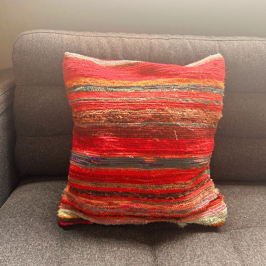 Szőnyegrongy Párnahuzat – 40 × 40 cm – Élénkpiros árnyalatok