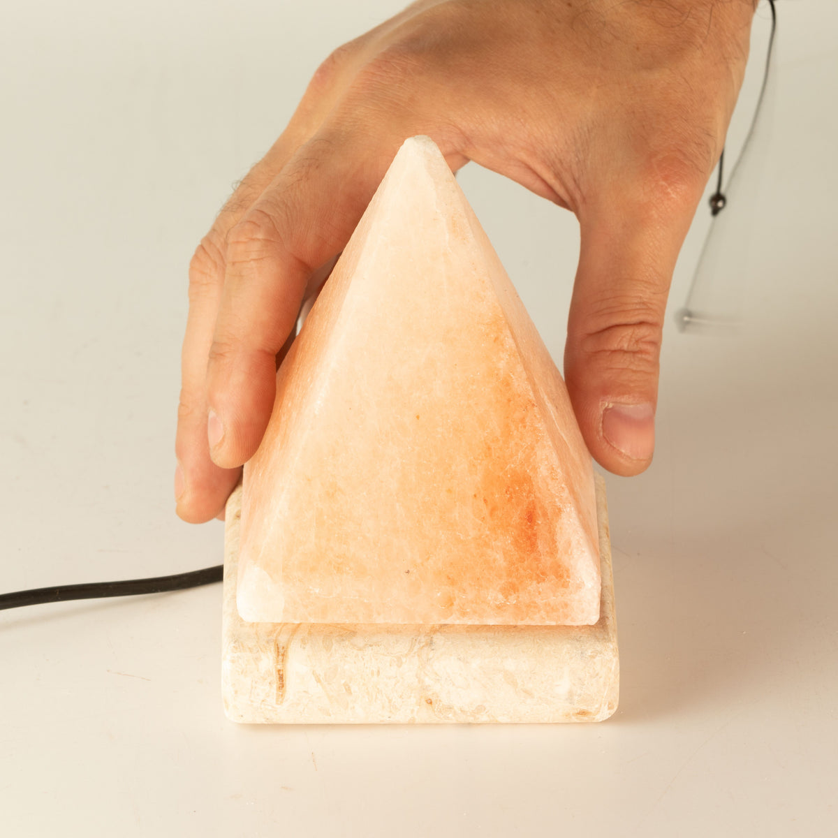 USB Pyramid Salt Lamp - 9 cm (multicolored light)