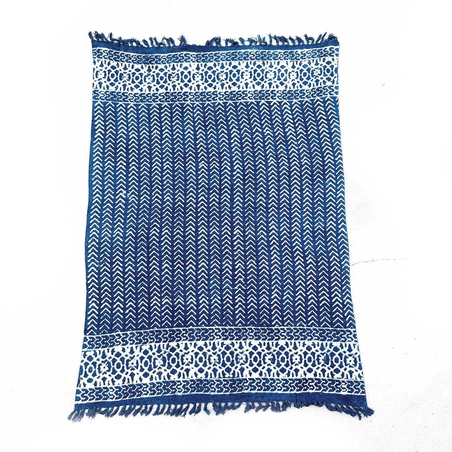 Kézzel készült indigó pléd – 170 × 120 cm – Seedha nyilak