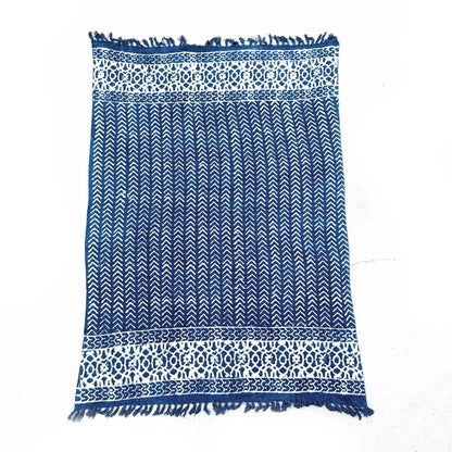 Kézzel készült indigó pléd – 170 × 120 cm – Seedha nyilak
