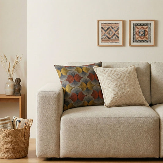 Klasszikus párnahuzat – Semleges geometrikus krém – 45 × 45 cm