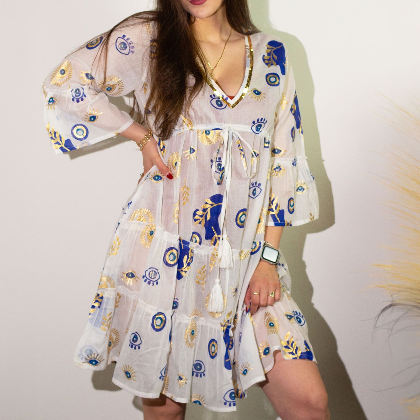 Nomad Sari – On the Med kollekció – ruha – fehér-kék-arany szemmotívum (L/XL)