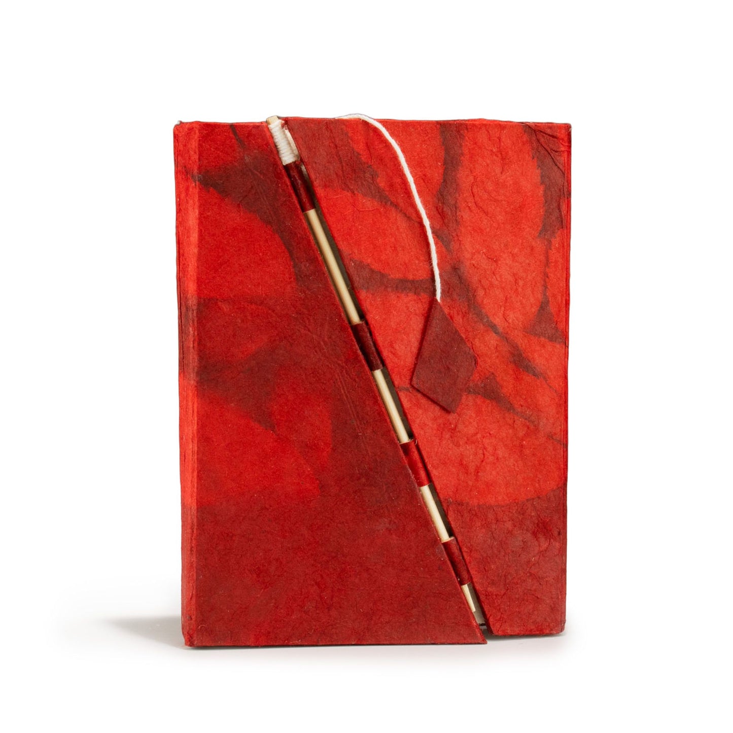 Lokta merész virágos bambusz zárral ellátott jegyzetfüzet – közepes (15 × 12 cm) – 45 lap – rubin
