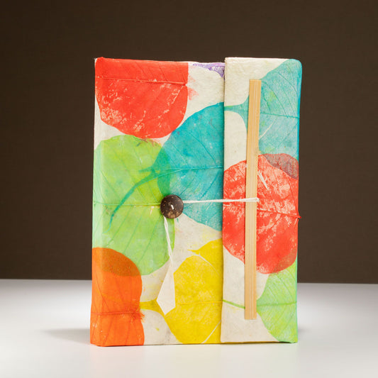 Nagy Lokta színes leveles jegyzetfüzet (21 × 15 cm) – 45 lap