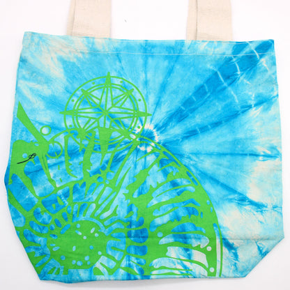 Batikolt pamuttáska (6 oz) – 38 × 42 × 12 cm – Kagyló – Kék/zöld – Zöld fogantyú