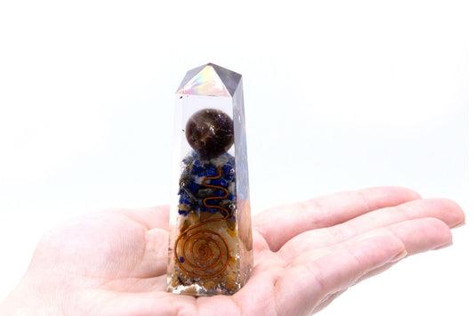 Orgonit Obeliszk Erőpont Réz, Lapis és sárga aventurin – 90 × 25 mm