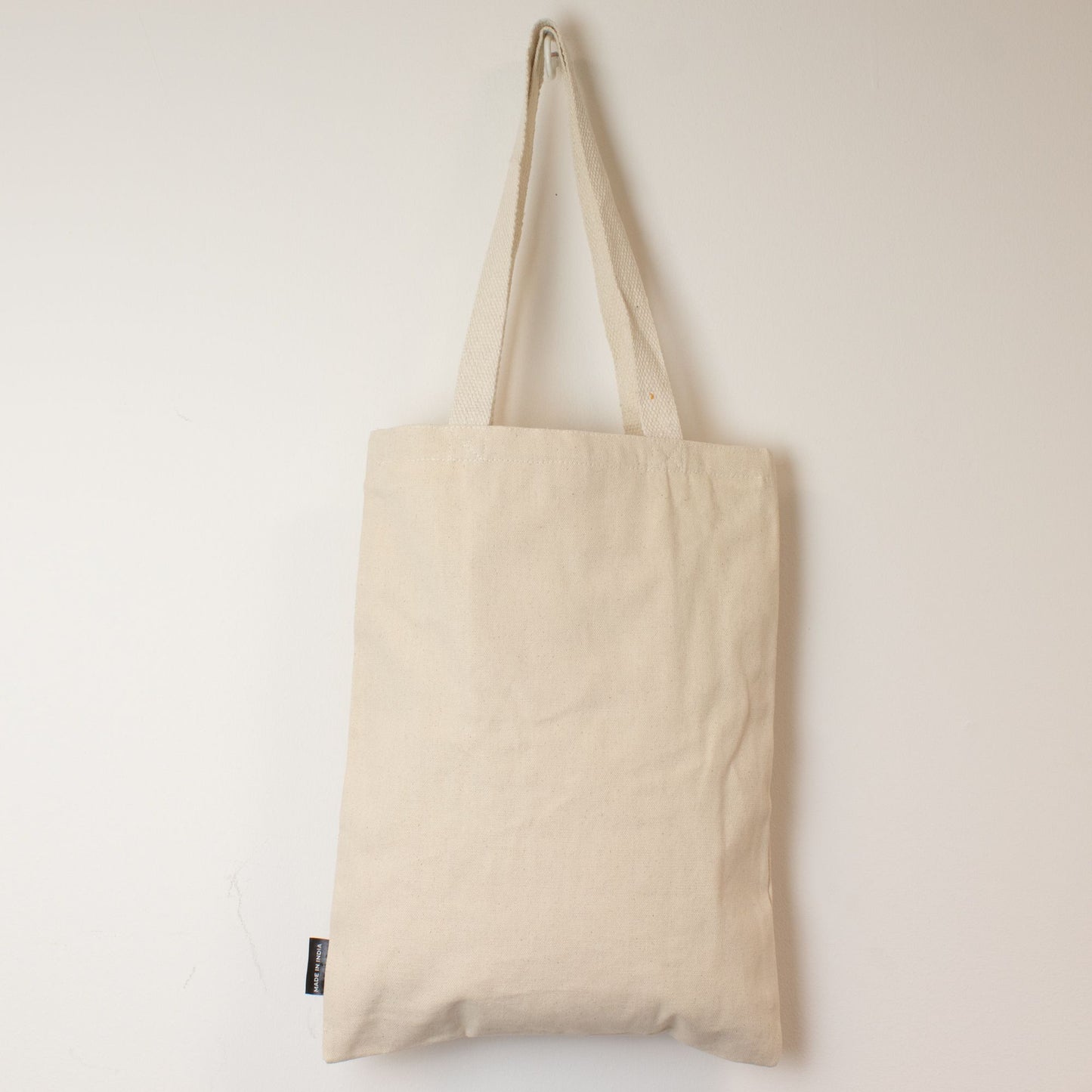 Toni táska – Bee kind (42 × 30 cm) – 10 oz