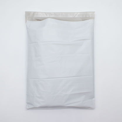 100%-ban lebomló futártasak (320 × 450 mm)