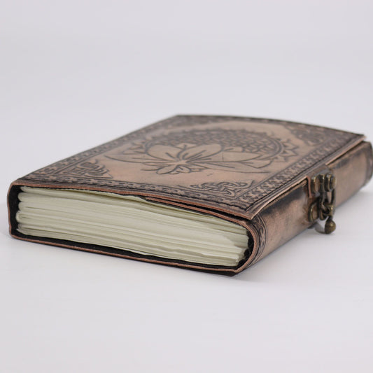 Lótusz mandala – Ezoterikus notesz – Antik szürke – 200 oldal – Varrott él – 17,5 × 12,5 × 3 cm