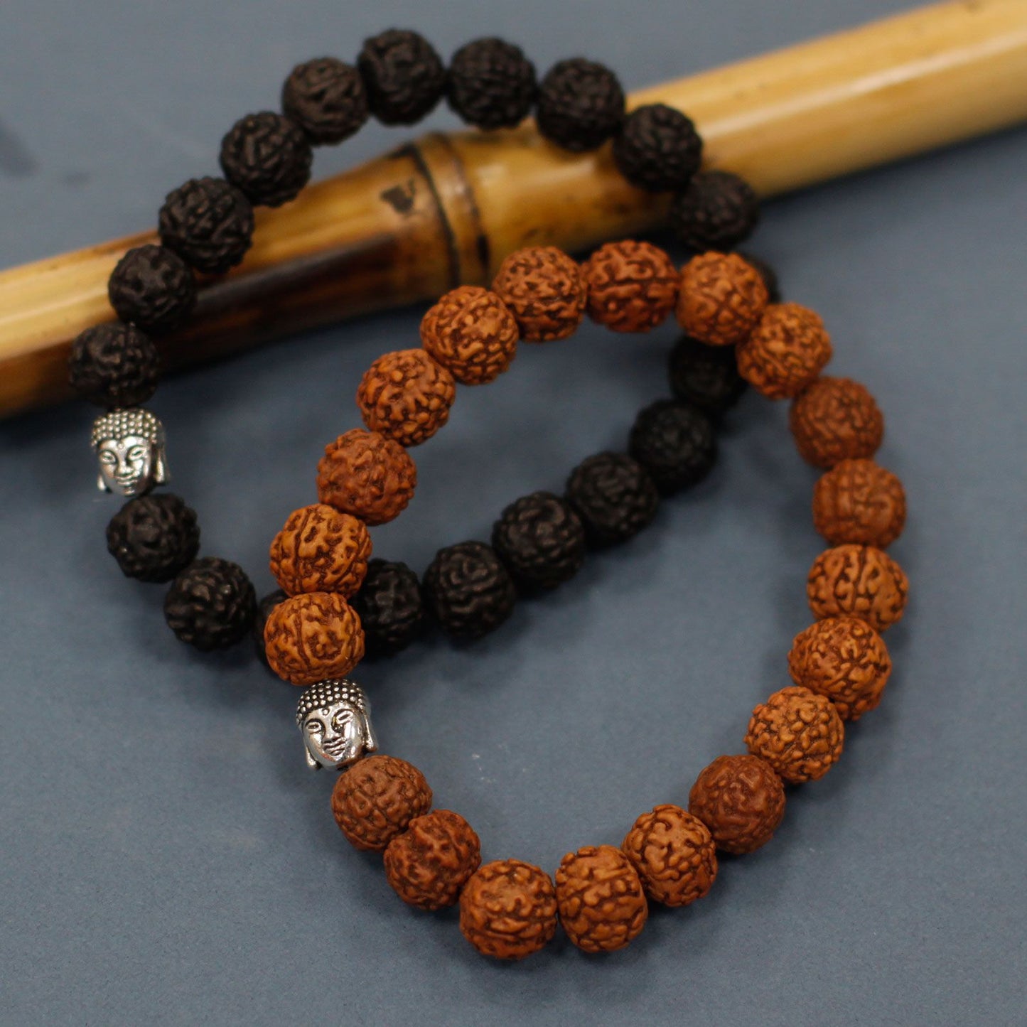 Rudraksha Mala Karkötő – Sötét