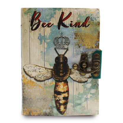 Bőrkötésű napló – Bee Kind (7 × 5")