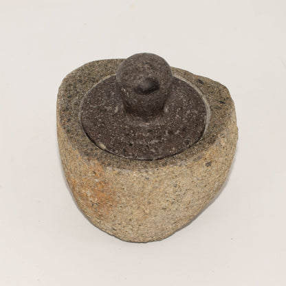 Természetes Folyami Kő Földelő Edény – Közepes (kb. 12 × 8 cm)