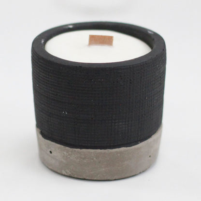 Beton szójagyertya kaspóban – fekete – brandy butter