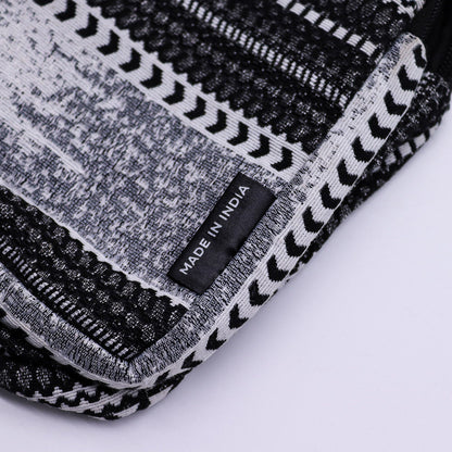 Crossbody jacquard táska – Urban Caravan