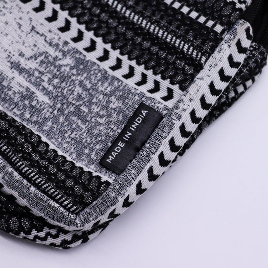 Crossbody jacquard táska – Urban Caravan
