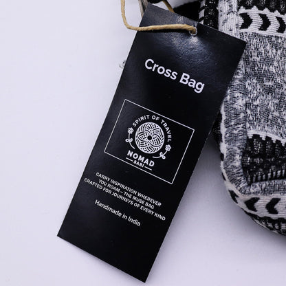 Crossbody jacquard táska – Urban Caravan